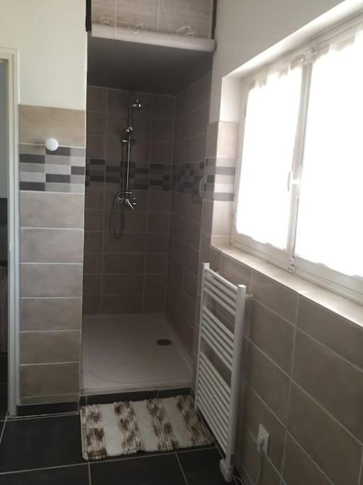 Logement Insolite Au Coeur D'Une Ecurie Arlés Exterior foto
